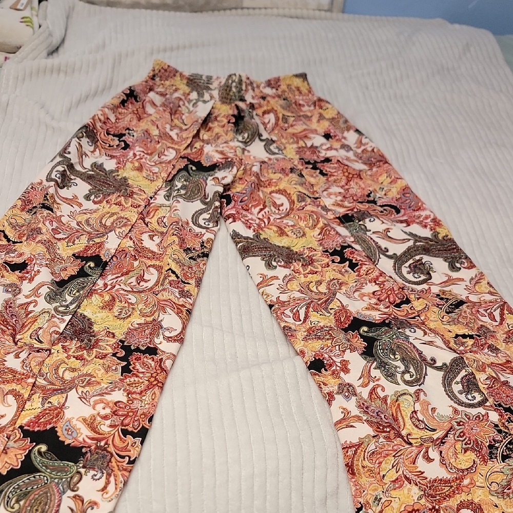 Daytrip Multicolor Paisley Pants